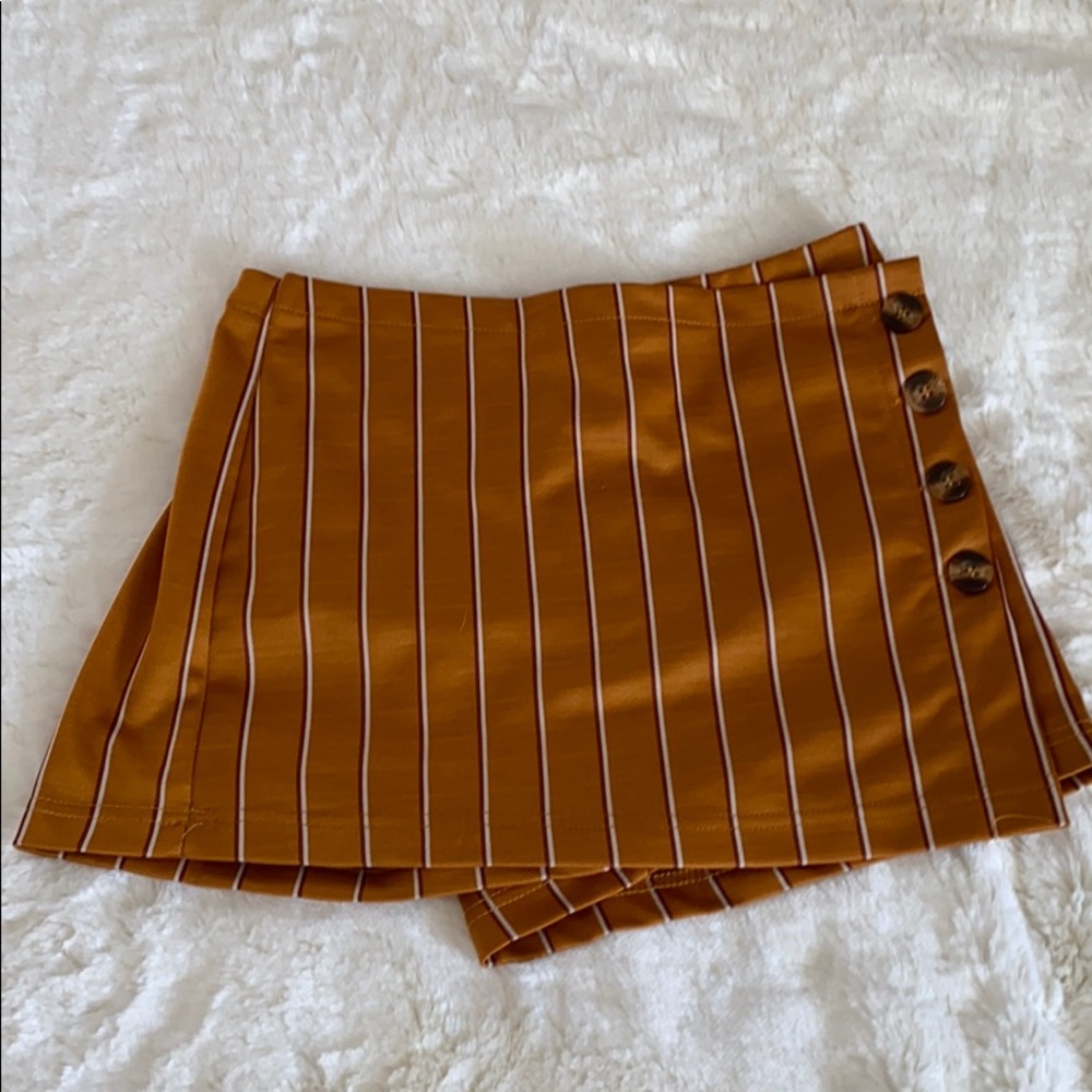 Skirt/shorts